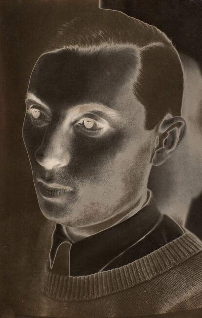 Solarised man,1930