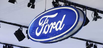 Logotipo del grupo automóvil Ford.