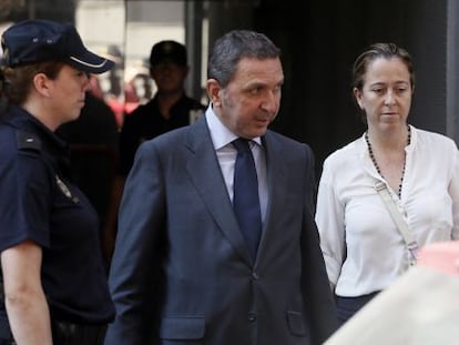 Florencia Mat&eacute;, esposa de Jenaro Garc&iacute;a, al salir de la Audiencia Nacional.