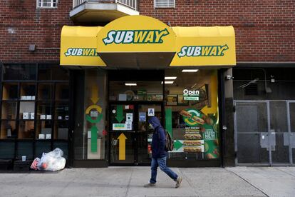 Exterior de un restaurante Subway en Nueva York (EE UU).