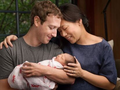 El matrimonio Chan Zuckerberg con la recién nacida Máxima.