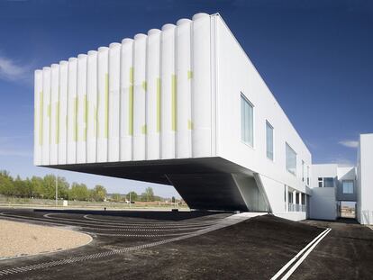 Planta biofarmacéutica Genhelix en León, diseñada por el estudio SIC.