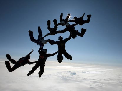 Waves: manual de cultura empresarial en la era digital