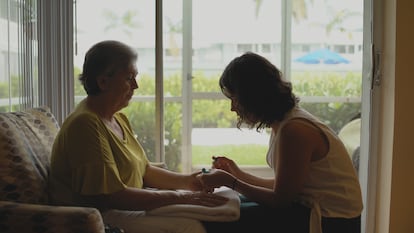 How to Clean a House in Ten Easy Steps, Carolina González