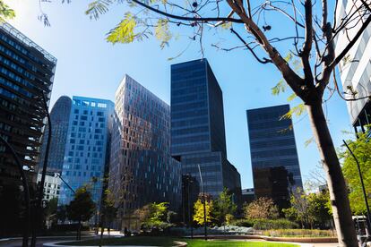 Oficinas cercanas a la plaza de Les Glòries.