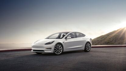 Exterior del nuevo Model 3 de Tesla.