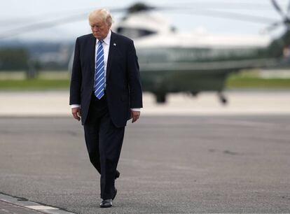 Donald Trump, de camino al Air Force One, el 18 de agosto.