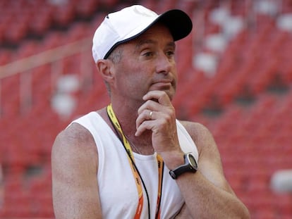 Alberto Salazar, en los Mundiales de atletismo de 2015.