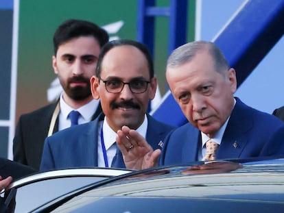 El presidente de Turquía, Recep Tayyip Erdogan, después de su reunión con el primer ministro de Suecia y el secretario general de la OTAN, en Vilnius, el lunes.