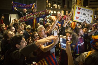 Celebraciones en Canaletas por la victoria de la Liga de FC Barcelona.