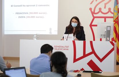 La vicepresidenta y portavoz del Consell, Mónica Oltra, en la rueda de prensa posterior al pleno de los viernes.