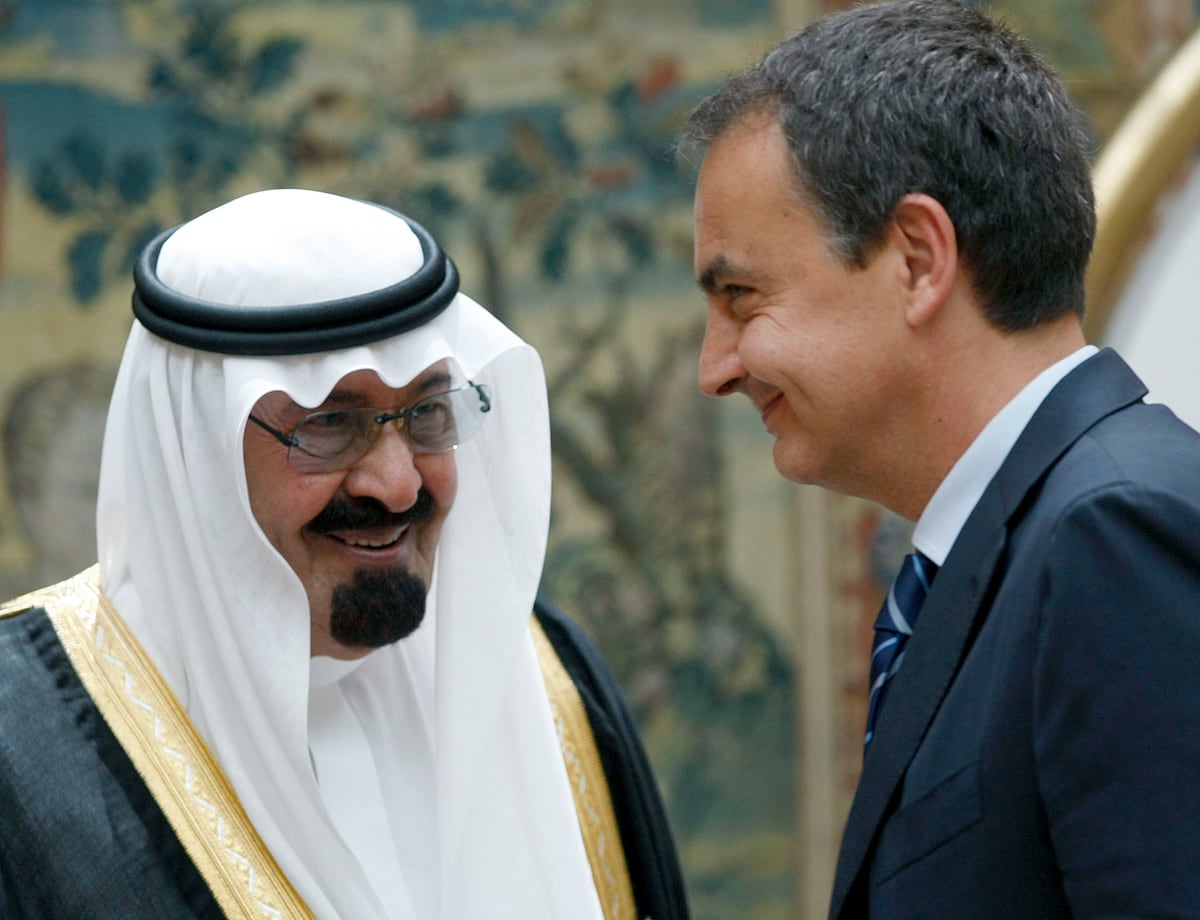 Zapatero busca certificar origen de joyas saudíes sin éxito
