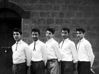 Foto del grupo The Hectics, en Bombay en 1958. En el centro, Farrokh Bulsara (Freddie Mercury).