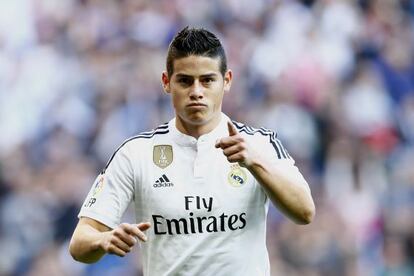 James celebra un gol