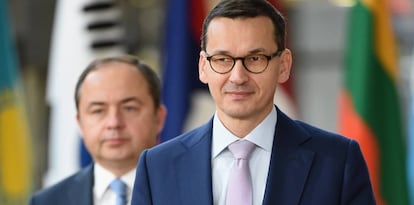 El primer ministro polaco, Mateusz Morawiecki, llega a la cumbre euro-asiática, este viernes en Bruselas