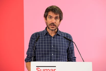 El portavoz de Sumar, Ernest Urtasun durante la rueda de prensa celebrada este lunes en Madrid.