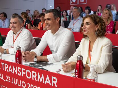 De izquierda a derecha, Pilar Alegría, Santos Cerdán, Pedro Sánchez y María Jesús Montero, el sábado en el comité federal del PSOE.