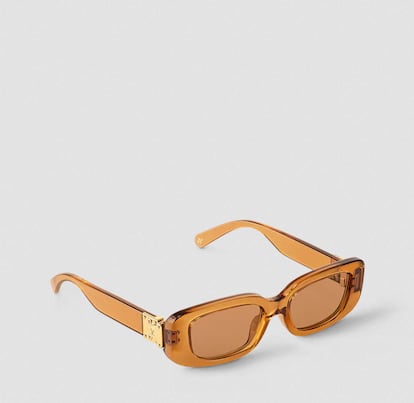 Con montura rectangular de acetato y cristales en el mismo tono, todo en un potente naranja dorado inspirado en los baúles de la firma, las gafas de sol S-Lock Cat Eye de Louis Vuitton equilibran lo clásico con un punto pop que las diferencia del resto.