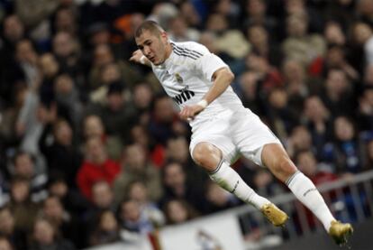 Benzema, durante un encuentro de la Liga pasada.