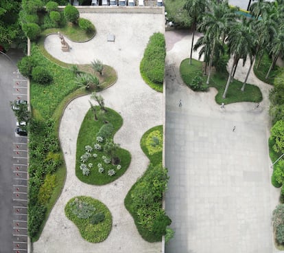 Los jardines del palacio fueron diseñados por el paisajista Burle Marx. 