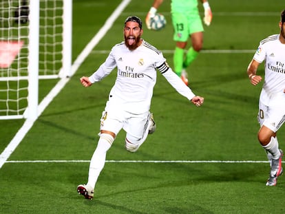 Sergio Ramos celebra el gol de la victoria del Madrid ante el Getafe.