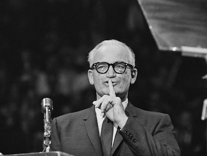 Barry Goldwater, durante una charla en el Madison Square Garden de Nueva York, Estados Unidos, en 1964.
