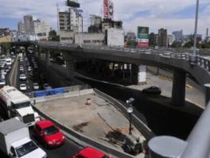 Tramo de la Autopista Urbana Norte en Ciudad de México. EFE/Archivo