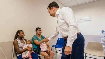 Doria em visita a uma unidade de saúde, em setembro.