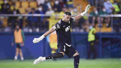 Kiko Casilla, esta temporada contra el Villarreal en La Cerámica.