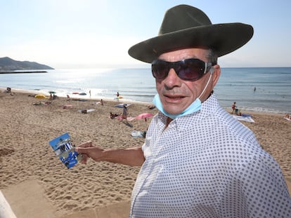 Francisco, en el lugar donde estaba su chiringuito en la playa de Sitges.