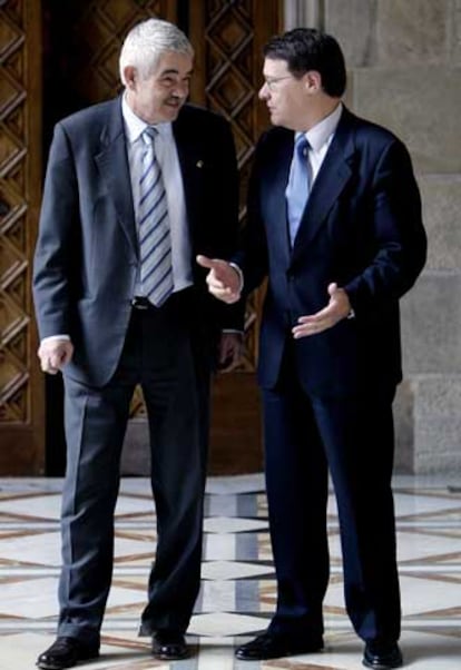 El presidente catalán, Pasqual Maragall, y el ministro Jordi Sevilla.