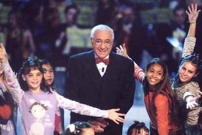Gala de UNICEF de las navidades del 2000 de TVE con la participación de Miliki.
