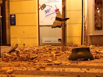 Aspecto de una de las calles de Melilla tras el terremoto.