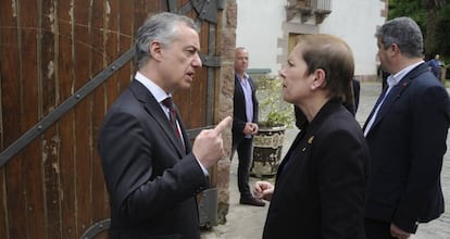 La presidenta de Navarra, Uxue Barkos, y el lehendakari, Iñiigo Urkullu, este viernes.