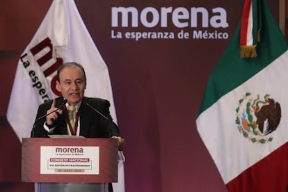 Alfonso Durazo, gobernador de Sonora, participa en el Consejo Nacional de Morena realizada en el Hotel Barceló.
