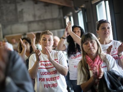 Treballadors de Panrico en una assemblea.