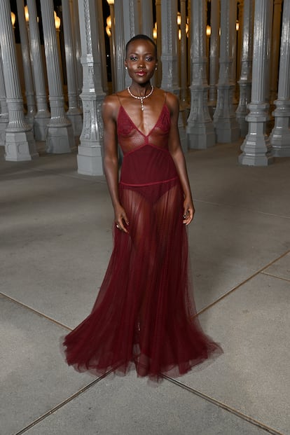 Lupita Nyong'o, con transparencias de la marca italiana.