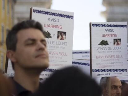 Manifestaci&oacute;n a principios de abril contra la venta de laurel en Lisboa.