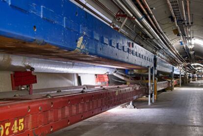 El Tevatrón era el colisionador de partículas más potente del mundo hasta la inauguración del LHC europeo.