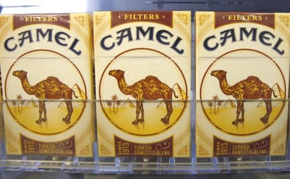 Cajetillas de Camel, buque insignia de Reynolds.