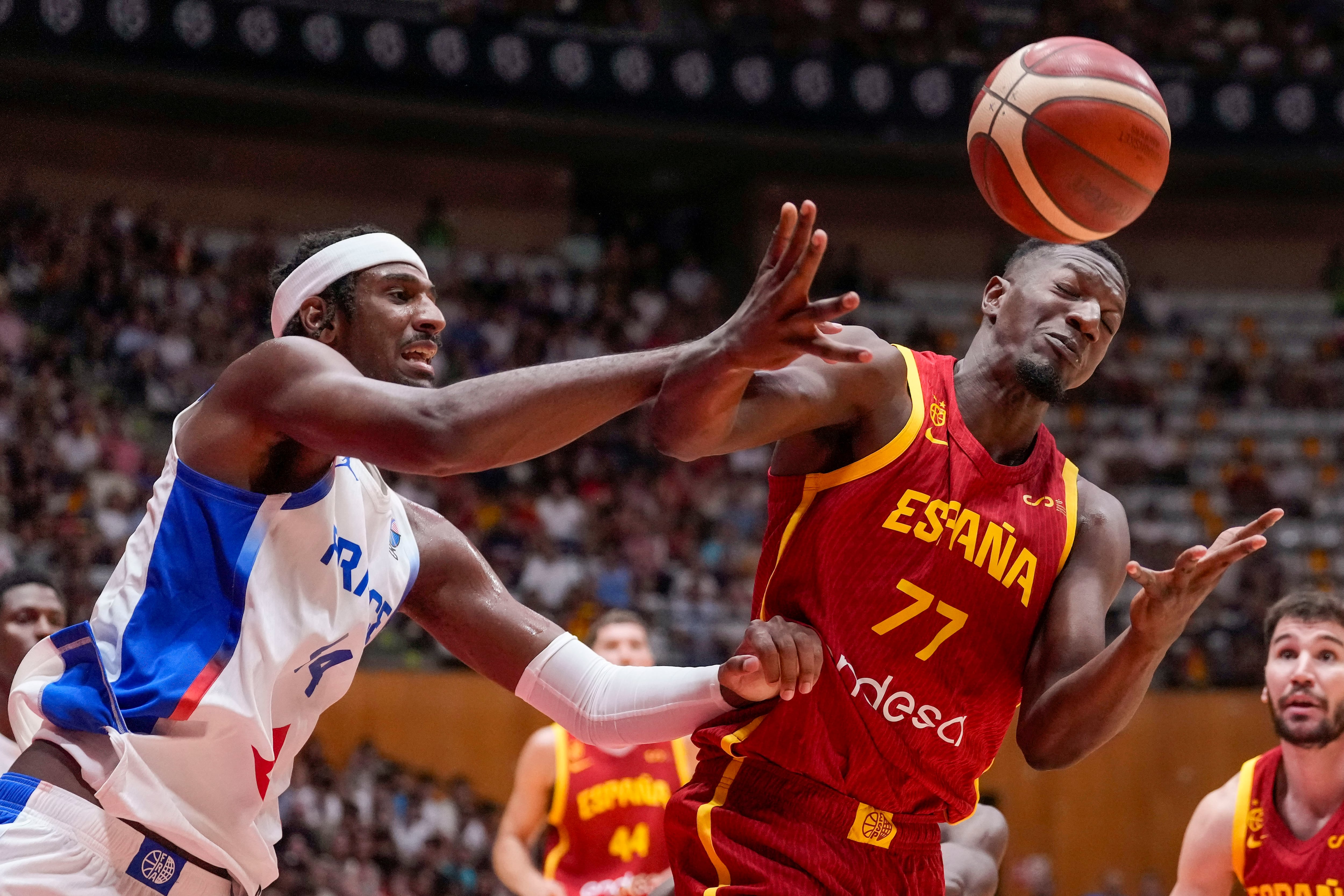 France takes biceps against Spain | Basketball | Sports