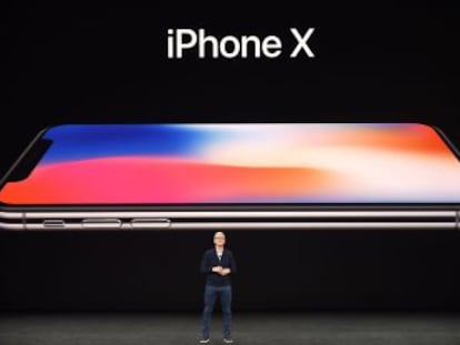La compañía da a conocer sus nuevos teléfonos, el Apple Watch Series 3 y el Apple TV 4K en la conferencia anual, celebrada en su nueva sede