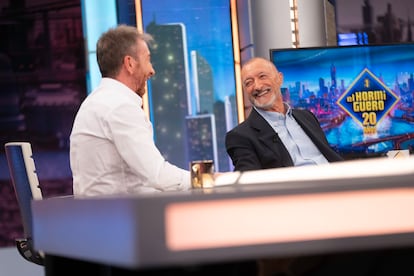 Pablo Motos y Arturo Pérez-Reverte, en un momento de la entrevista.