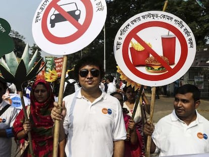 Manifestaci&oacute;n este s&aacute;bado en Dacca (Bangladesh) para presionar a los l&iacute;deres que se reunir&aacute;n en diciembre en la Cumbre del Clima de Par&iacute;s.