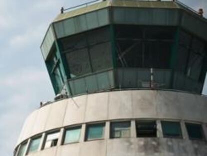 Torre de control del aeropuerto de Barcelona