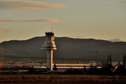 Vista del aeropuerto de Foronda.