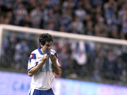 Juan Carlos Valerón, llorando tras el partido.