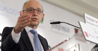 El ministro de Hacienda, Cristóbal Montoro, este lunes.