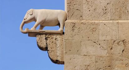 Detalle de la torre del Elefante, en Cagliari (Cerdeña).