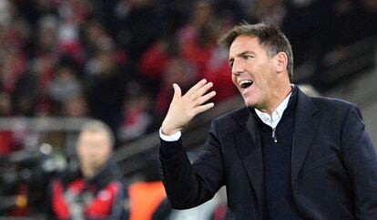 Berizzo, ante el Spartak.